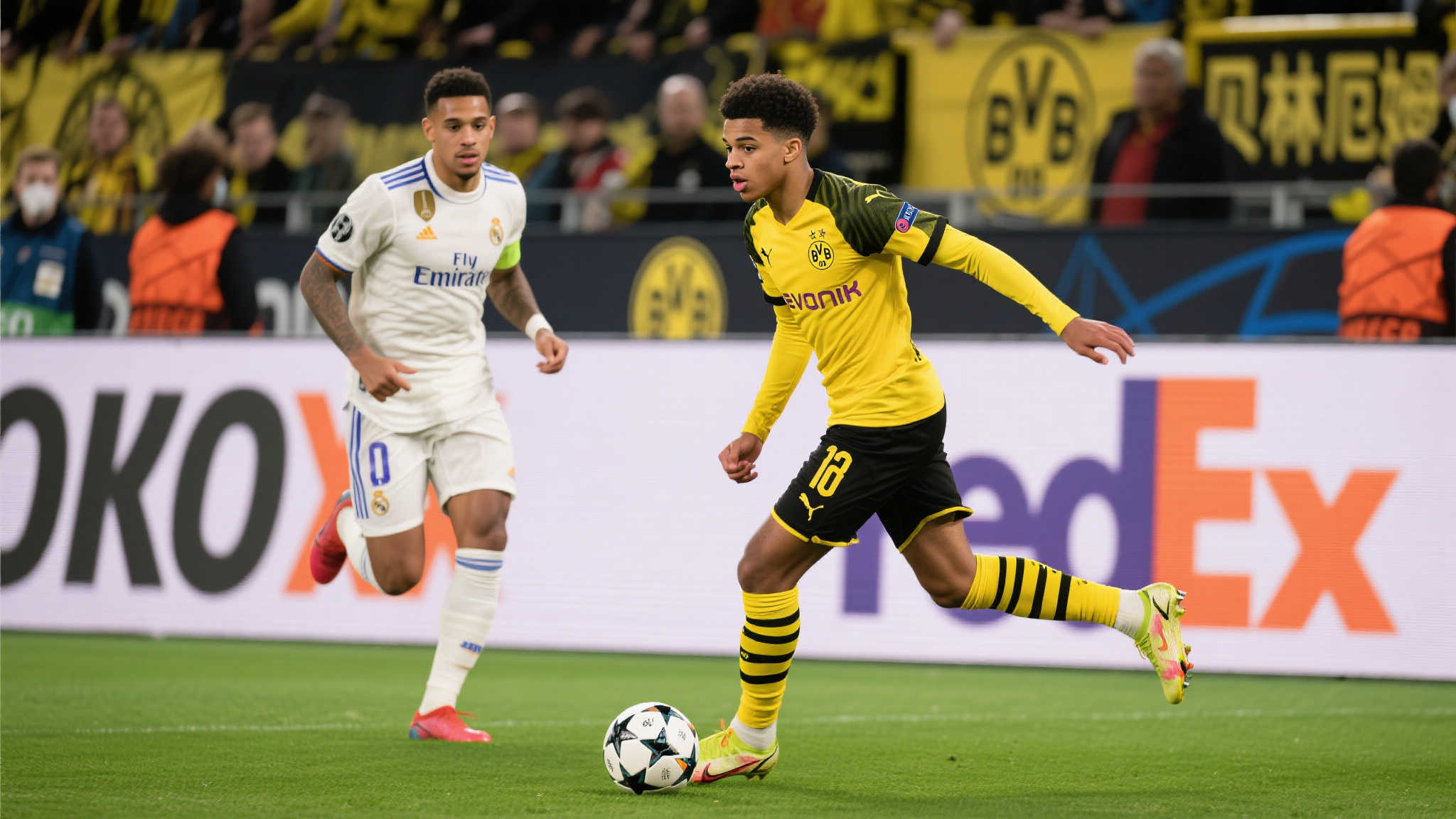 首秀破门！乔布·贝林厄姆首次首发为多特建功